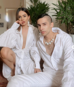 Komal Pandey denim light look