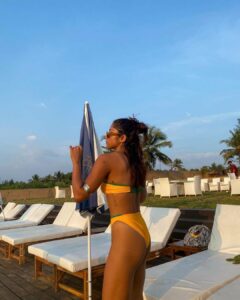 Santoshi Shetty sporty bikini