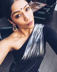 Santoshi Shetty natural texture