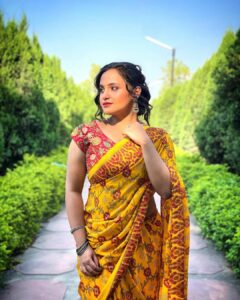 Aliya Naaz hot and sexy