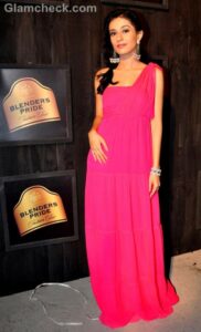  Amrita Rao cute dress