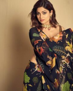 Shamita Shetty cute dress