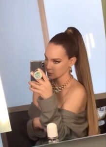 Ariana Grande in High Ponytail