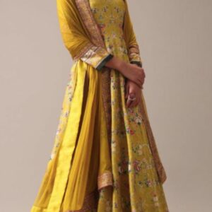 4 Traditions of Kalki Fashion: Where Tradition Meets Modernity 005