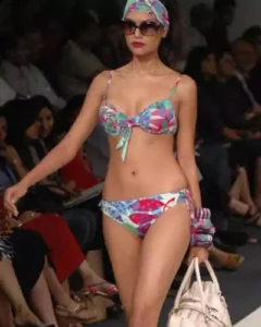 Sushmita Sen hot bikini