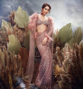 Rashi Khanna hot dress