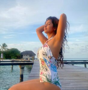 Avika Gor slays in hot bikinis