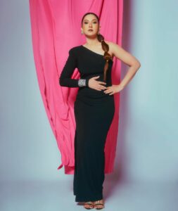Gauahar Khan sexy black dress