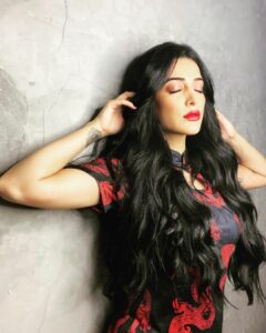 Shruti Haasan cute hairly hairstyle