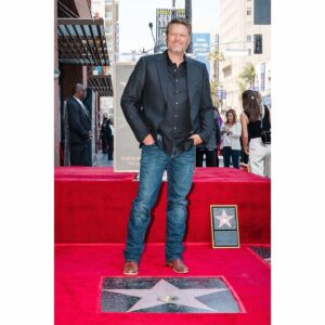 hunk Blake Shelton