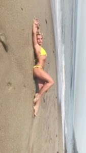 Britney Spears sexy in bikini