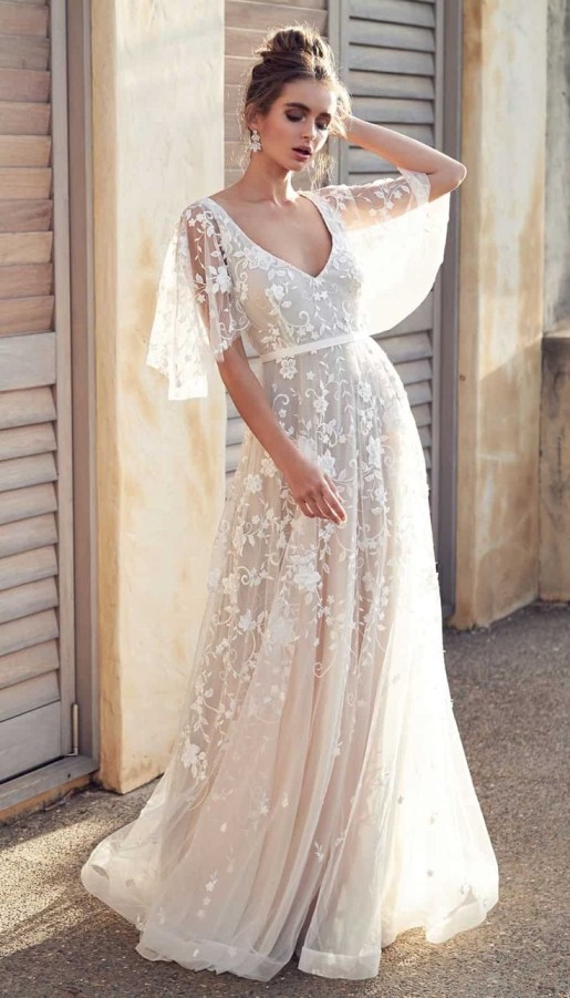 Anna Campbell Wedding dress design