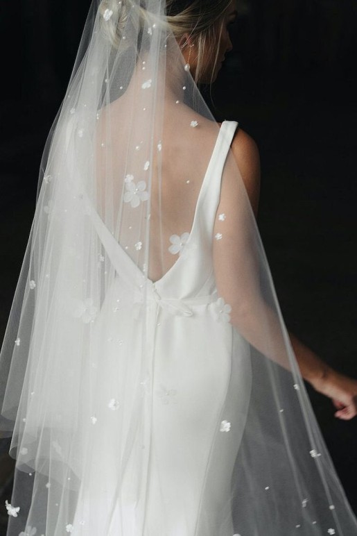 Bridal Accessories 5. Modern Veils
