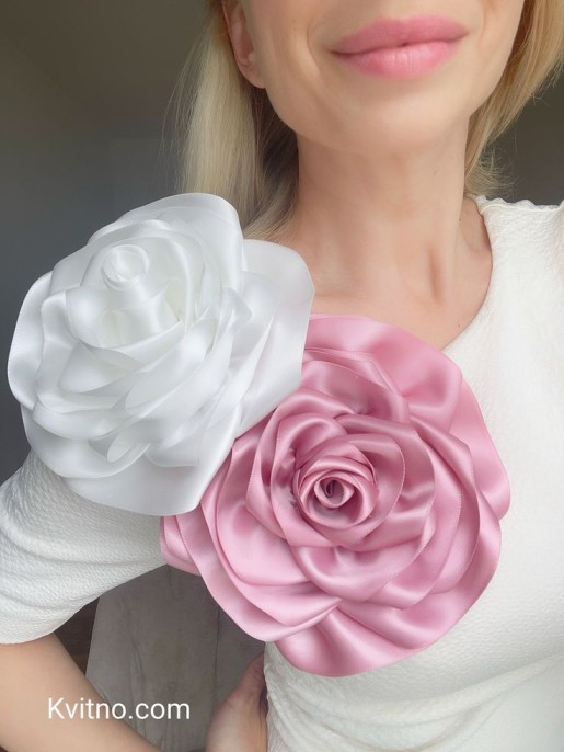 Vintage-Inspired Brooches