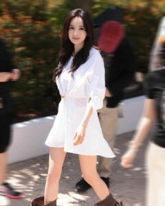 Yang Mi little white dress