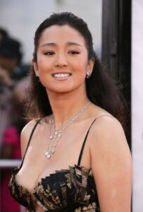 Gong Li sexy bikini