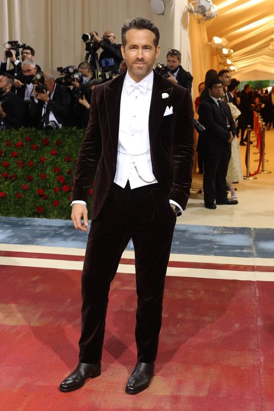 Ryan Reynold Fashion Brown Tux