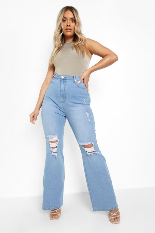 Straight-Leg Jeans For The Rectangle Body Types