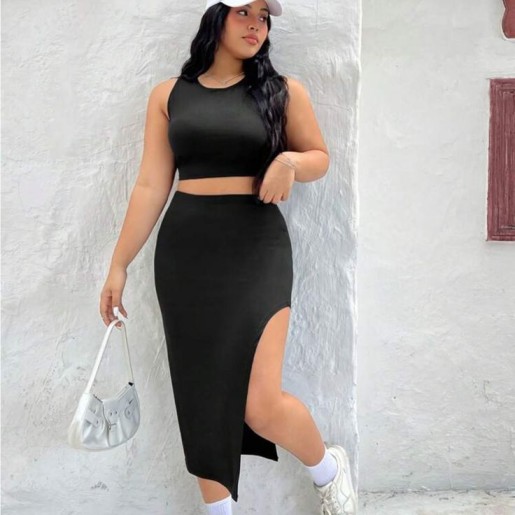 Midi Skirt for Petite Women: Waist Placement