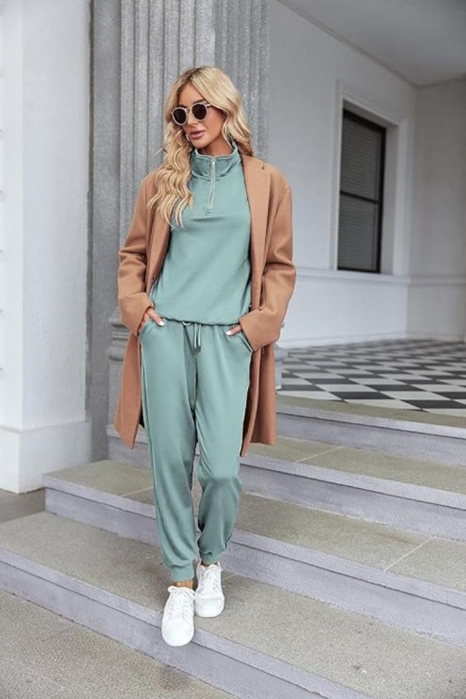 Tracksuits with a TwistÂ