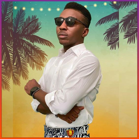 Frank Edwards fashion white button up shirt