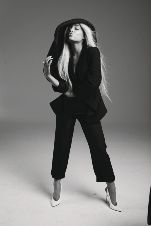 Dress Making as per the Requirement of Fashion Conscious Petite Women