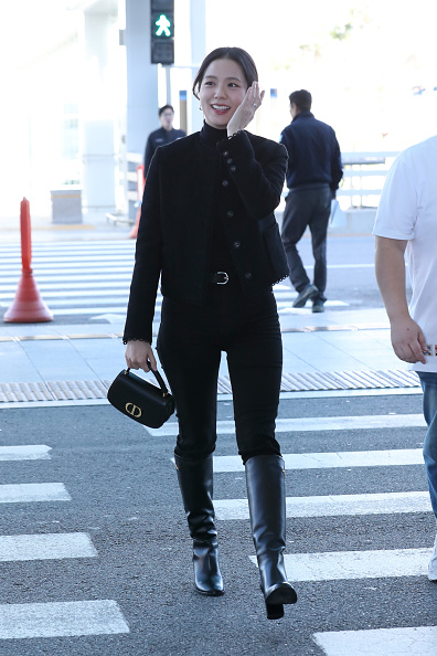 Blackpink’s Jisoo in the crosswalk 