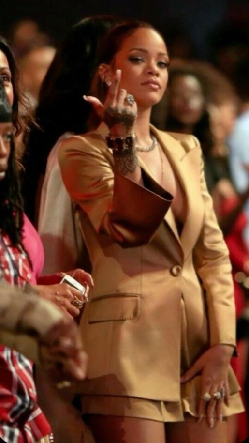 Rihanna’s Beauty Secrets hydration