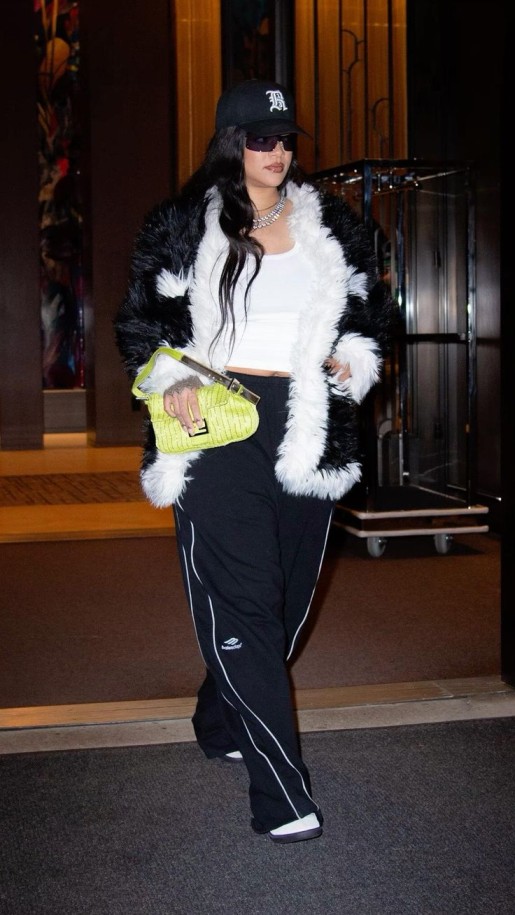 Rhiana Street style tips blod colors