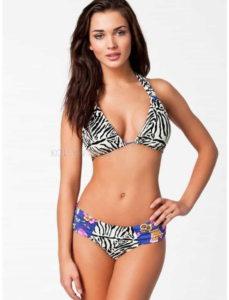 Lily Collins 'Emily in Paris' Best Bikini Moments You've Probably Never Seen.She is Definitely A Bikini Babe.