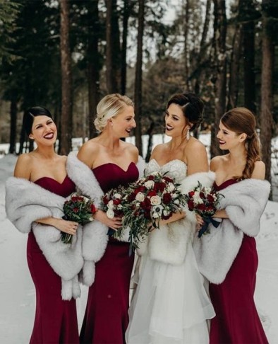 Choosing the bridesmaid dresses for winter weddings