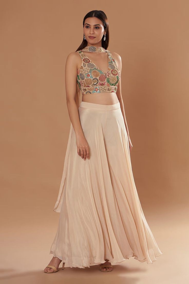c4beec5464be520cbcc7f6c3351af22d | Fashonation Diwali outfits from the West