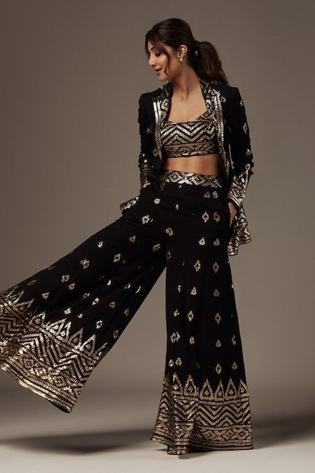 d147dcea2cfaee6ff74fdb665b9342e4 | Fashonation Diwali outfit Blending the East and West