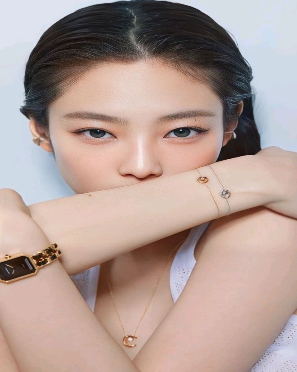 Jennie Kim’s natural makeup tutorials