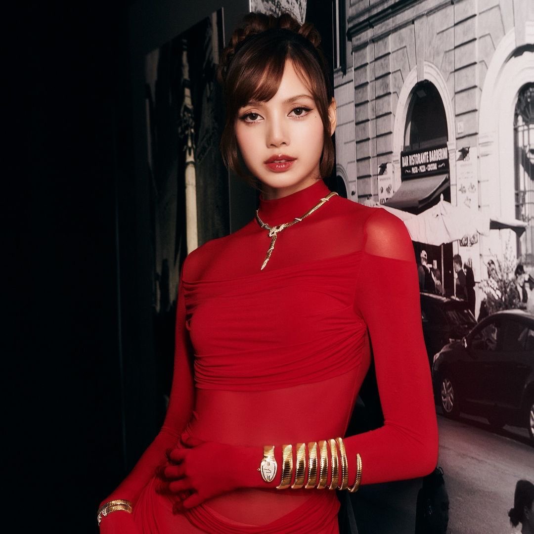 Blackpink Lisa at BVLGARI outside