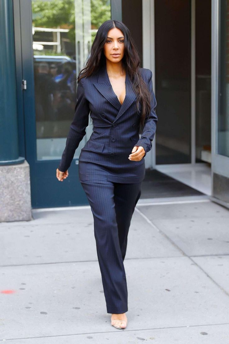 Kim Kardashian's Power Suit: Go BOLD with Statement Accessories