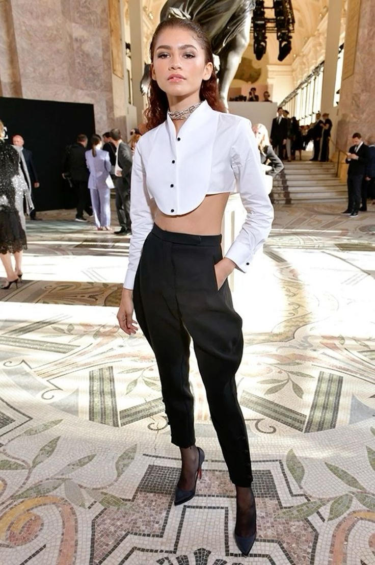 Chic Textures: The Power of Cropped Blazer Fabrics