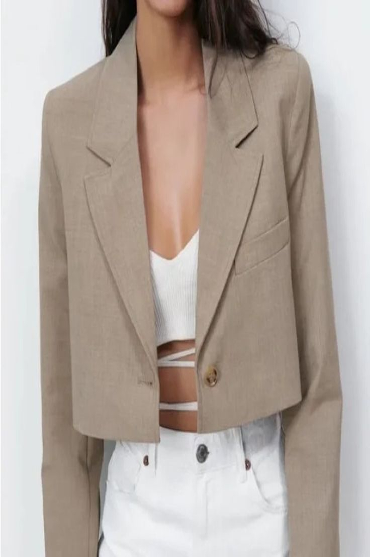 Accessorize the Cropped Blazer Wisely