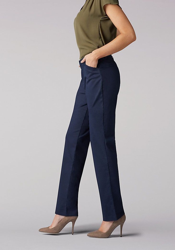 Relaxed Fit Pants: Luxury and Comfort with Style