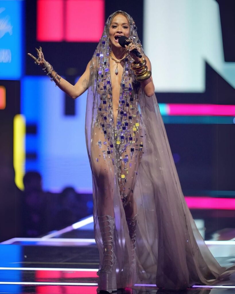 Rita Ora at the MTV Europe Music Awards 4