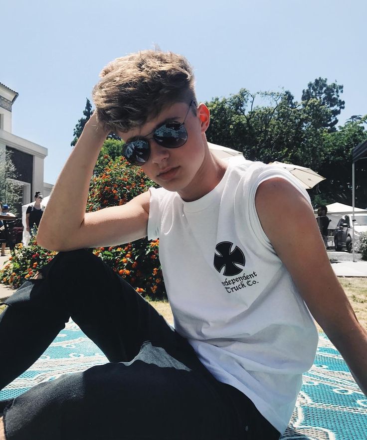 HRVY, Harvey Leigh Cantwell layered outerwear