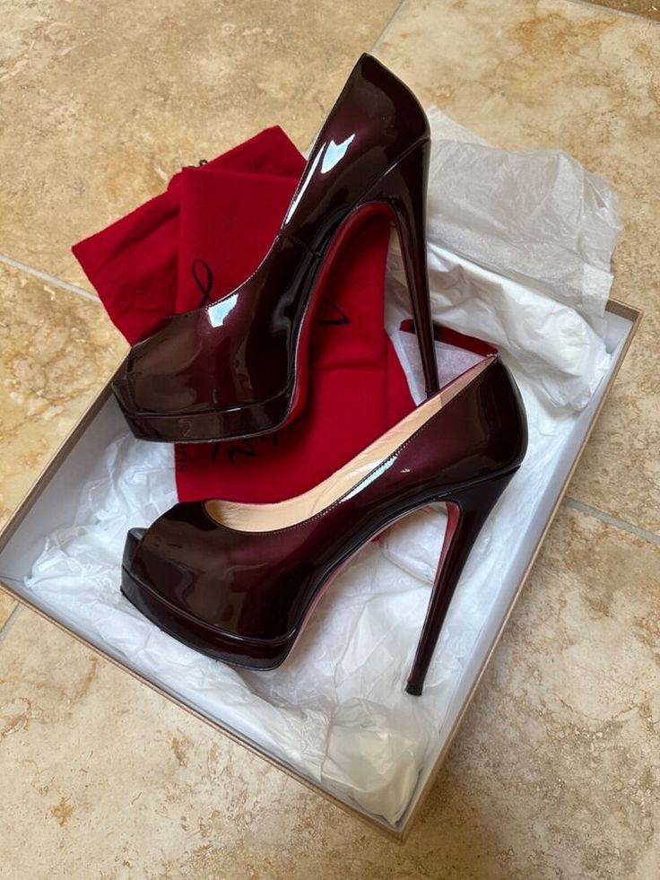 fashion shoe brands Louboutin