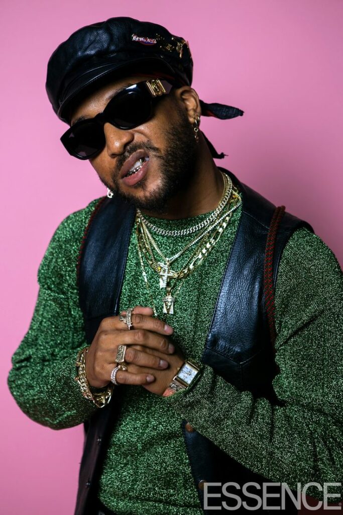 Ro James statement hat