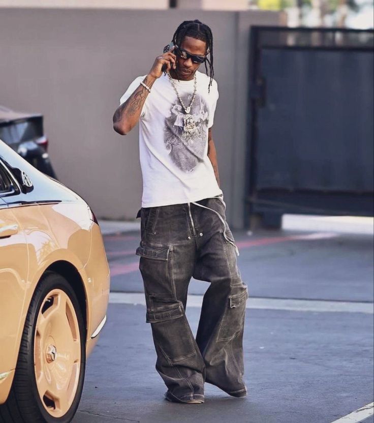 Travis Scott's Astroworld Aesthetic t shirt merch