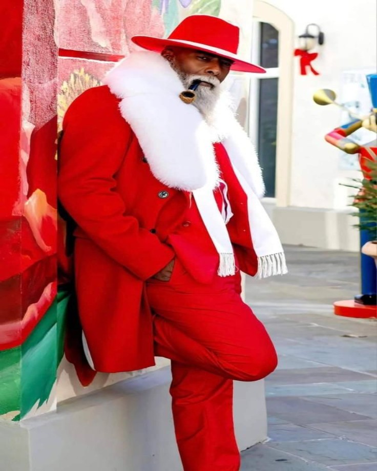 Beautiful and Professional-Looking Santa Suits for Plus-Size Men