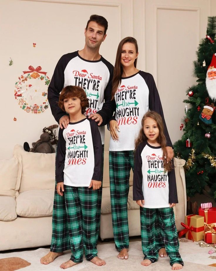 Trendy Matching Christmas Outfits