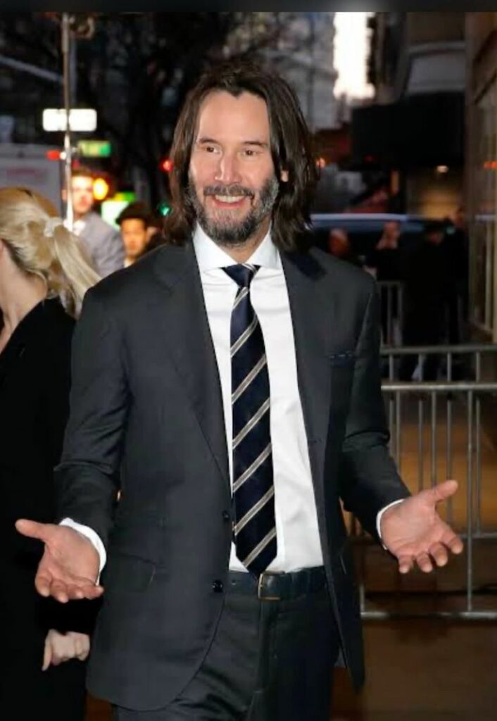 Timeless Keanu Reeves: A Glimpse into His Iconic Fashion Styles ...