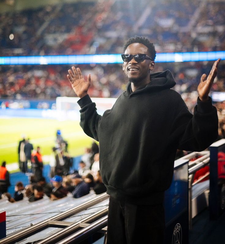 Mr Eazi black sweats