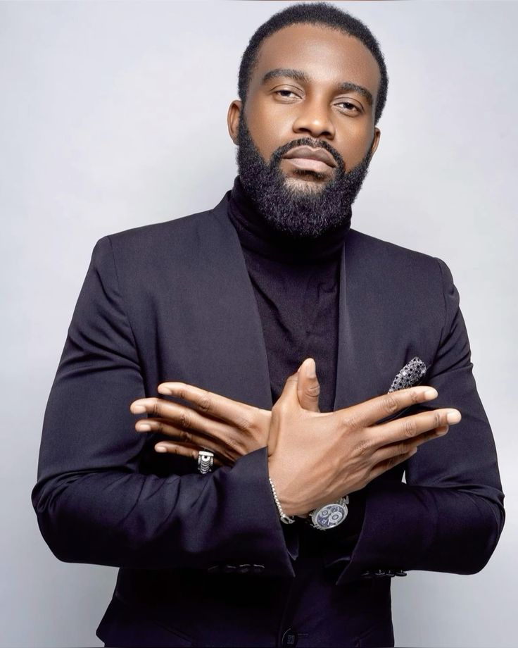 Fally Ipupa monochrome black 