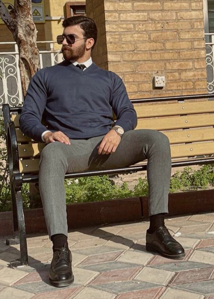 V-neck sweaters casual 